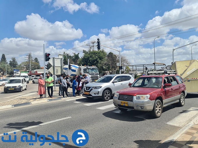 وقفة احتجاجية ضد العنف والجريمة للاسبوع الخامس على التوالي في جلجولية 